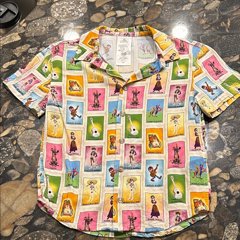 Disney lotteria Shirt with Character Prints 5/6